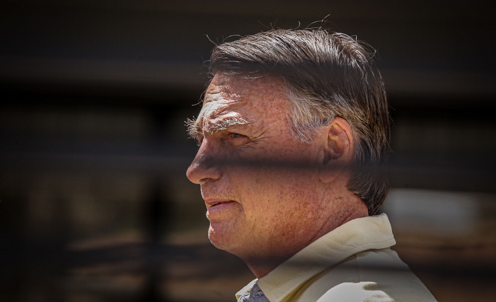 Bolsonaro permanece na UTI com quadro estável e sem previsão de alta, diz hospital - Bolsonaro na UTI