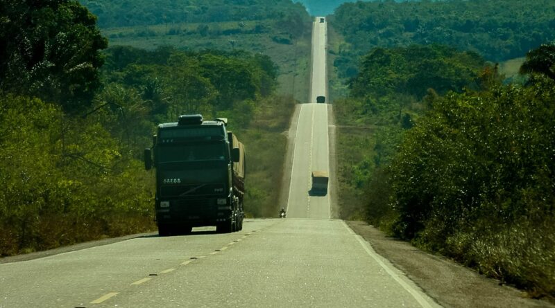 Deputada Dra. Taíssa exige ação urgente do DNIT para recuperação da BR-364 em Rondônia