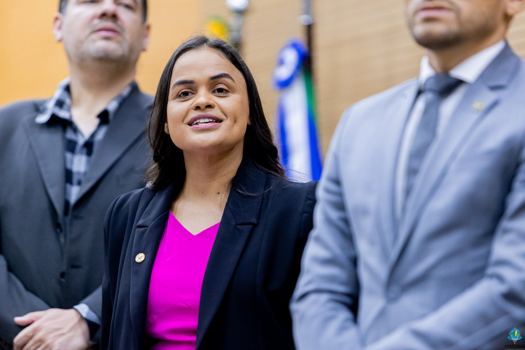 Deputada Dra. Taíssa promove entrega de trator para fortalecer a bacia leiteira em Nova Mamoré - entrega de trator em Nova Mamoré