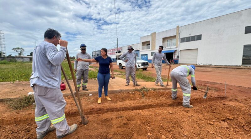 Deputada Dra. Taíssa reforça compromisso com esporte ao visitar obras do Estádio João Saldanha em Guajará-Mirim - Estádio João Saldanha Guajará-Mirim