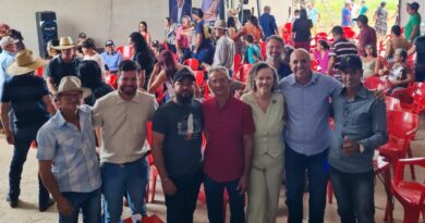 Empilhadeira entregue por Ismael Crispin beneficia 472 produtores rurais em Colorado do Oeste - empilhadeira para produtores rurais