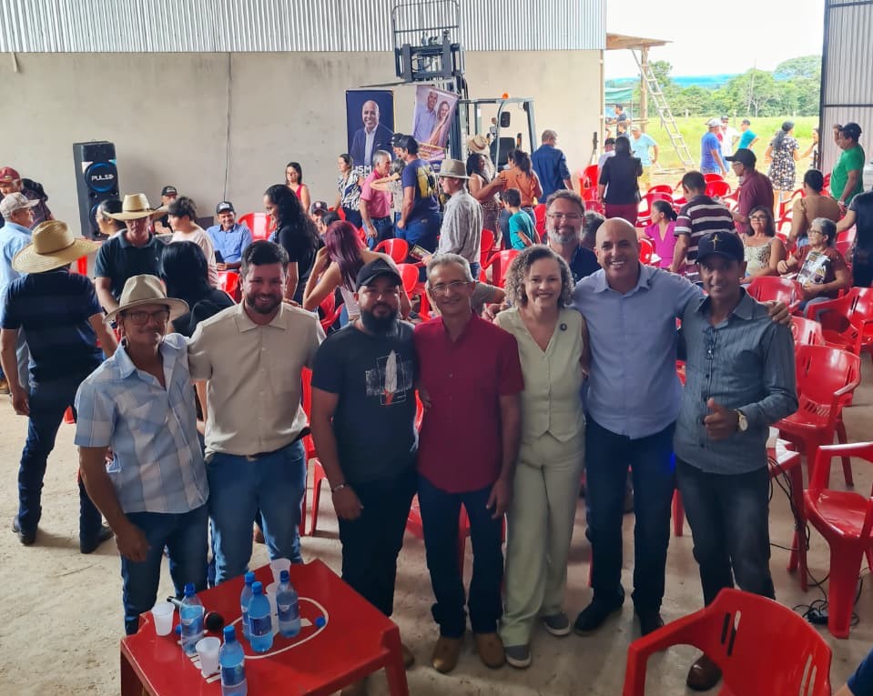 Empilhadeira entregue por Ismael Crispin beneficia 472 produtores rurais em Colorado do Oeste - empilhadeira para produtores rurais