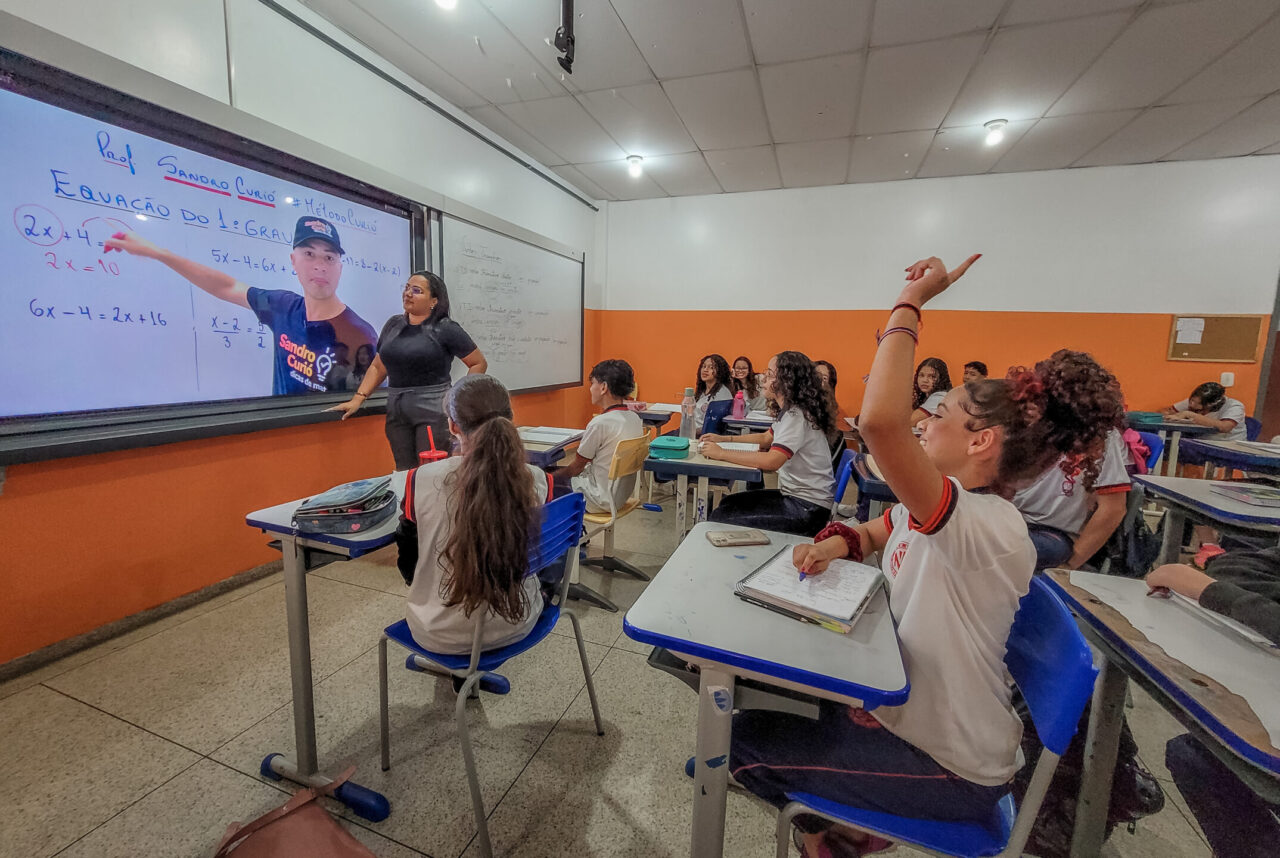 Projeto de Lei propõe alimentação gratuita para trabalhadores da educação em Rondônia