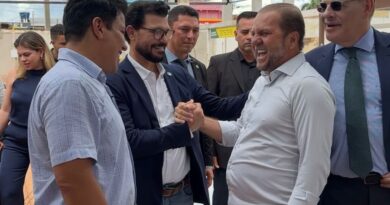 Cirone Deiró acompanha obras da nova rodoviária de Cacoal