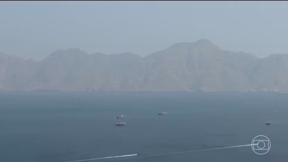 Irã reabre Estreito de Ormuz durante cessar-fogo com os EUA, diz chanceler - reabertura do Estreito de Ormuz