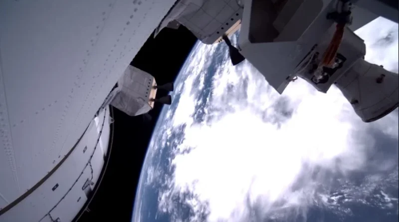 Missão Artemis 2 entra na influência gravitacional da Lua rumo à órbita lunar histórica