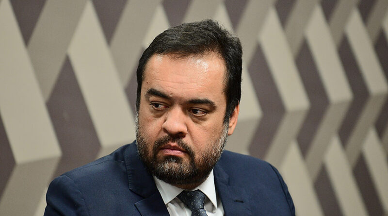 CPI do Crime Organizado ouve ex-governador Cláudio Castro e vota relatório final na próxima terça