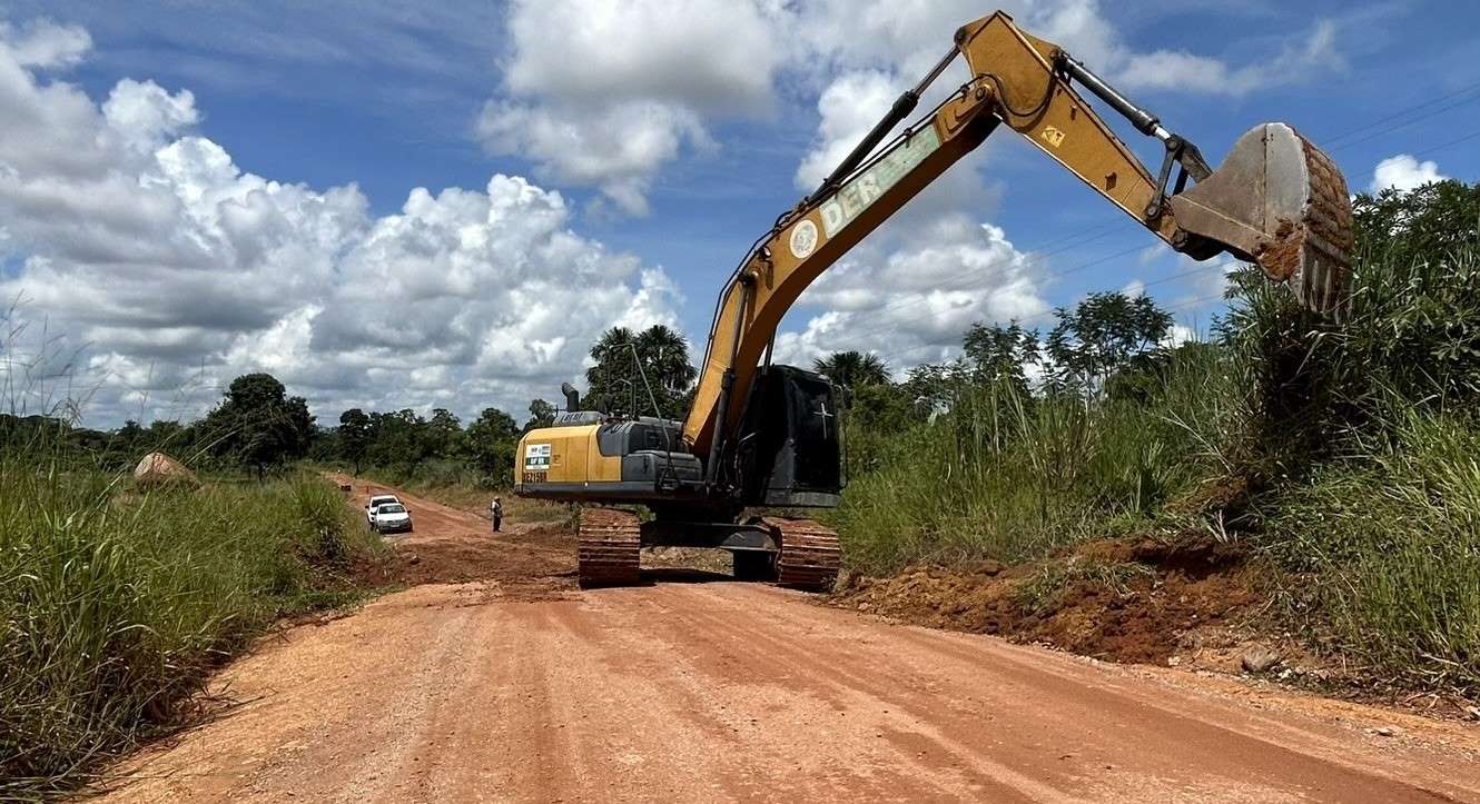 Deputada Cláudia de Jesus solicita recuperação da RO-418 entre Cacoal e divisa com Mato Grosso