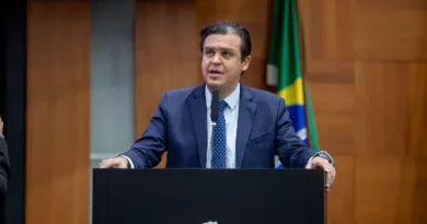 Deputado Thiago Silva exige agilidade na conclusão das obras escolares em Rondonópolis