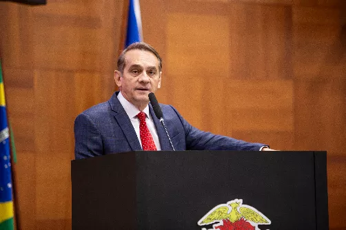 Inadimplência em Mato Grosso: deputado Wilson Santos propõe medidas para orientar consumidores