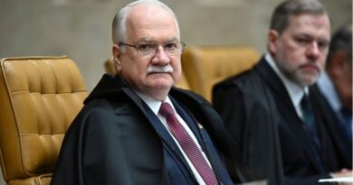 Ministro Fachin defende discussão do novo Código de Conduta da Magistratura em 2026