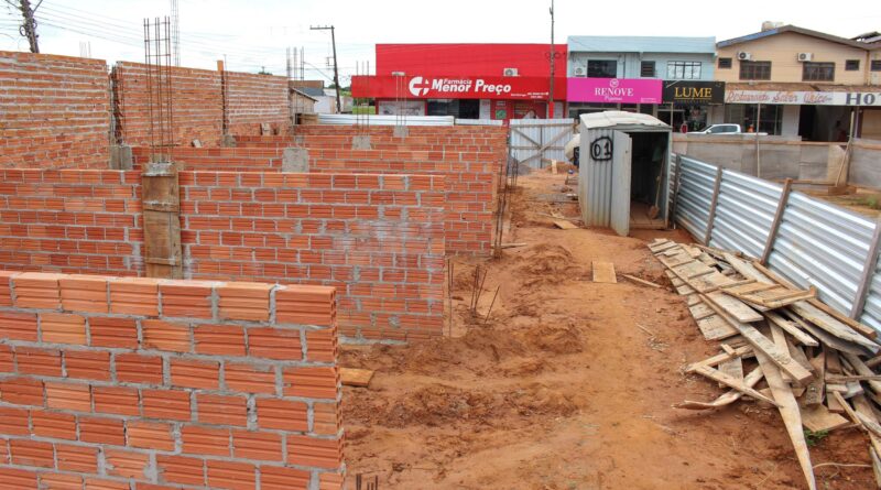 Novo centro comercial em Pimenta Bueno avança com apoio do deputado Ezequiel Neiva