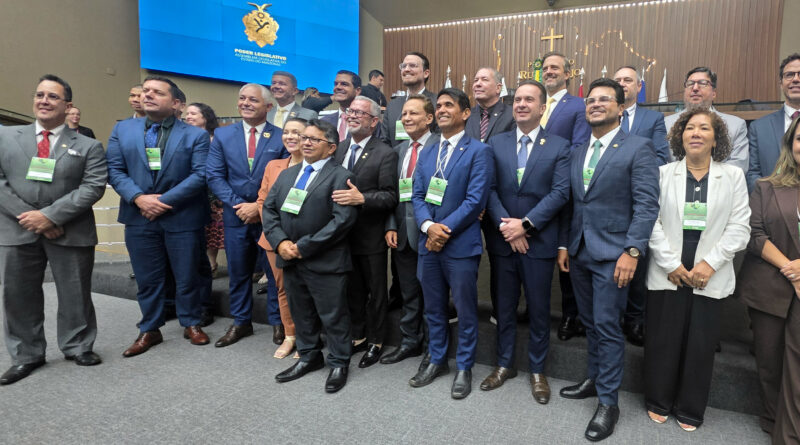 Parlamento Amazônico debate crise hídrica e infraestrutura em Manaus com participação de deputado Marcelo Cruz - Parlamento Amazônico Manaus