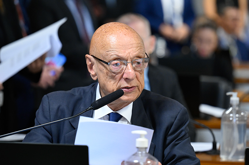 Projeto que regula uso compartilhado de postes por energia e telecom vai à Câmara