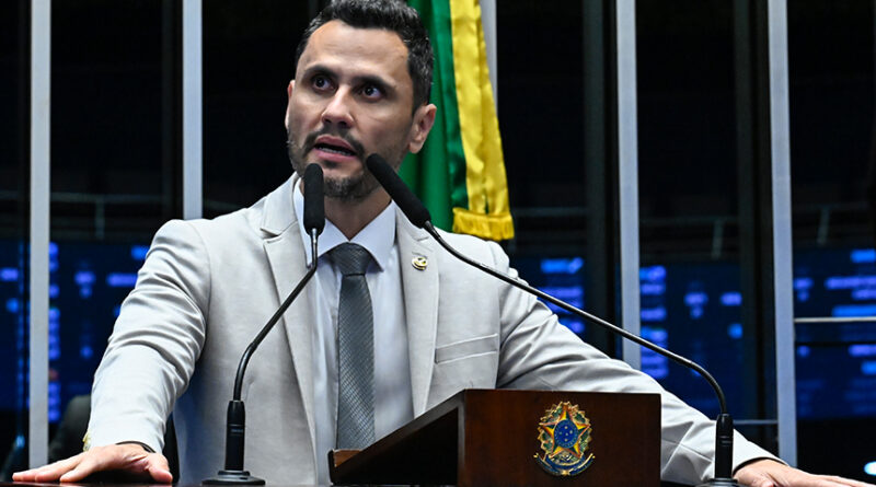 Senador Cleitinho critica STF por condenação relacionada aos atos de 8 de janeiro - STF condenação atos 8 de janeiro