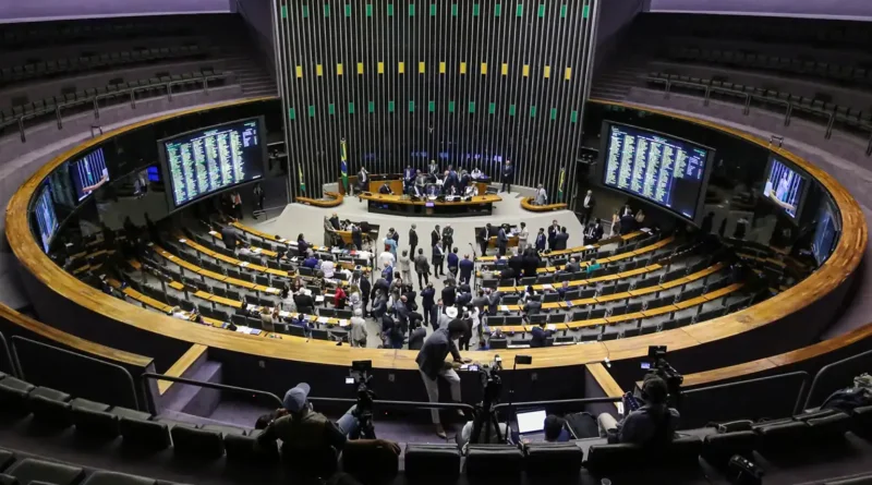 Congresso deve derrubar vetos de Lula e liberar repasses a municípios no período eleitoral
